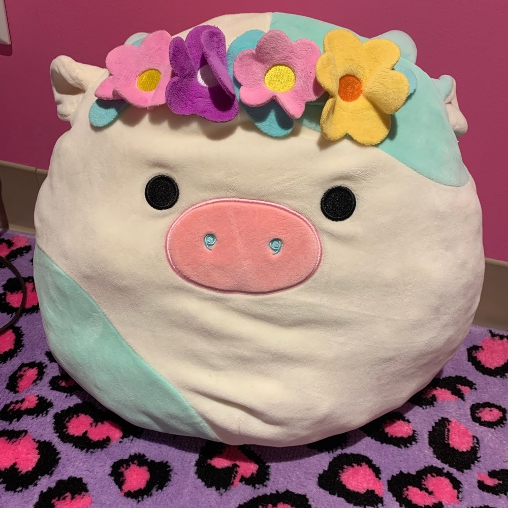 Squishmallows LARGE EUC Belana the Cow with flower crown, EUC no tags